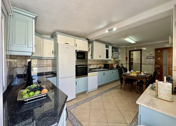 Albufeira Stylish 4 By Homing Apartament